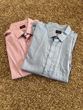 UNTUCKit Men's Shorts Sleeve Button Up Shirts Lot Of 2 Size XXL Cotton Casual